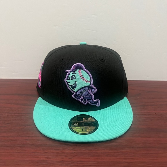 New Era, 59Fifty Fitted Hat, New York Mets, Black, Purple & Green - Picture 1 of 11